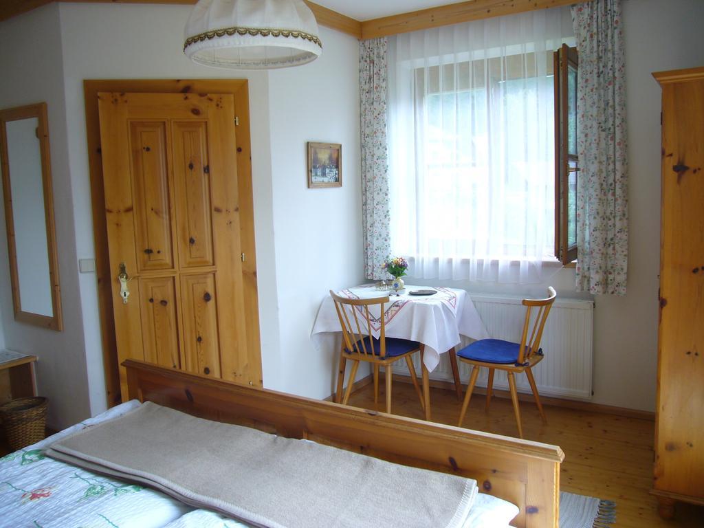 Eichenhof Villa Berg im Drautal Szoba fotó